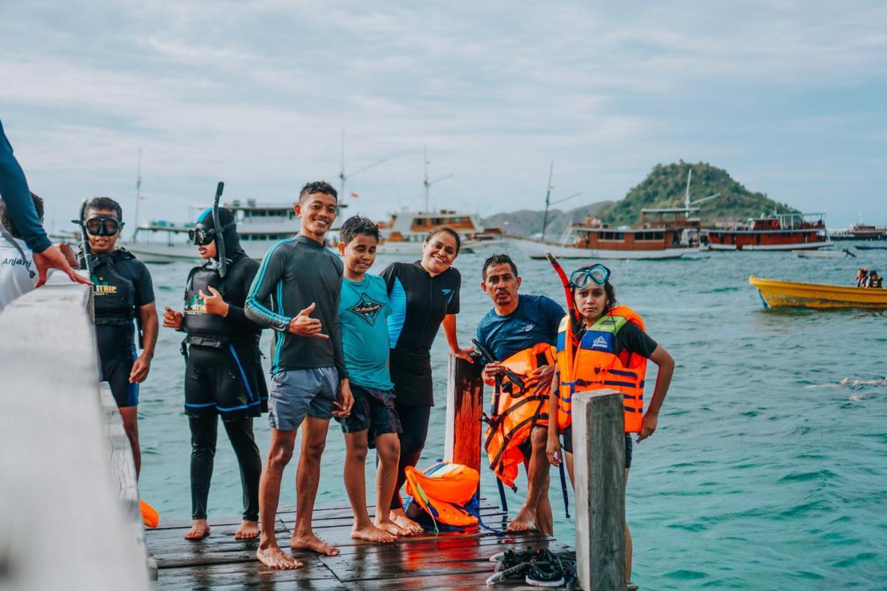 Komodoku One Love Homestay And Tour Labuan Bajo Kültér fotó