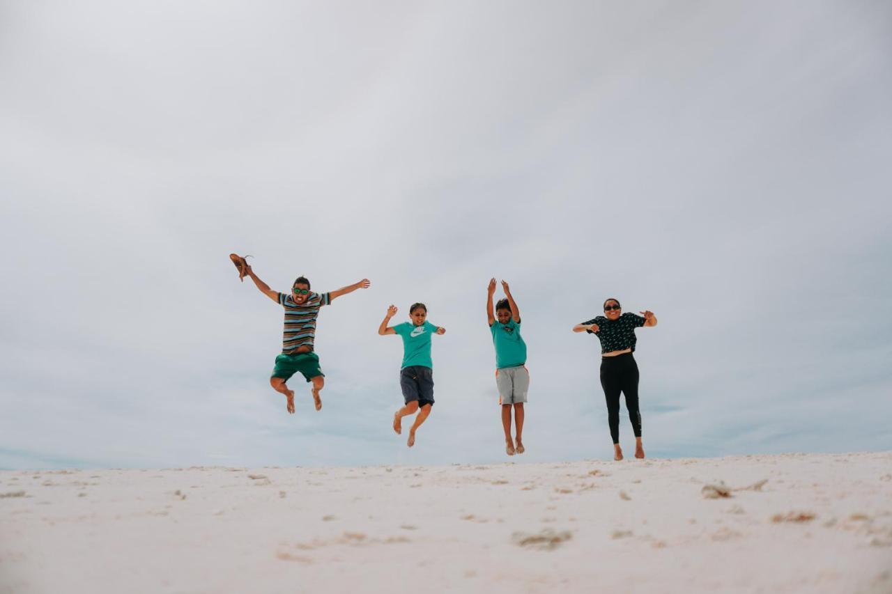 Komodoku One Love Homestay And Tour Labuan Bajo Kültér fotó