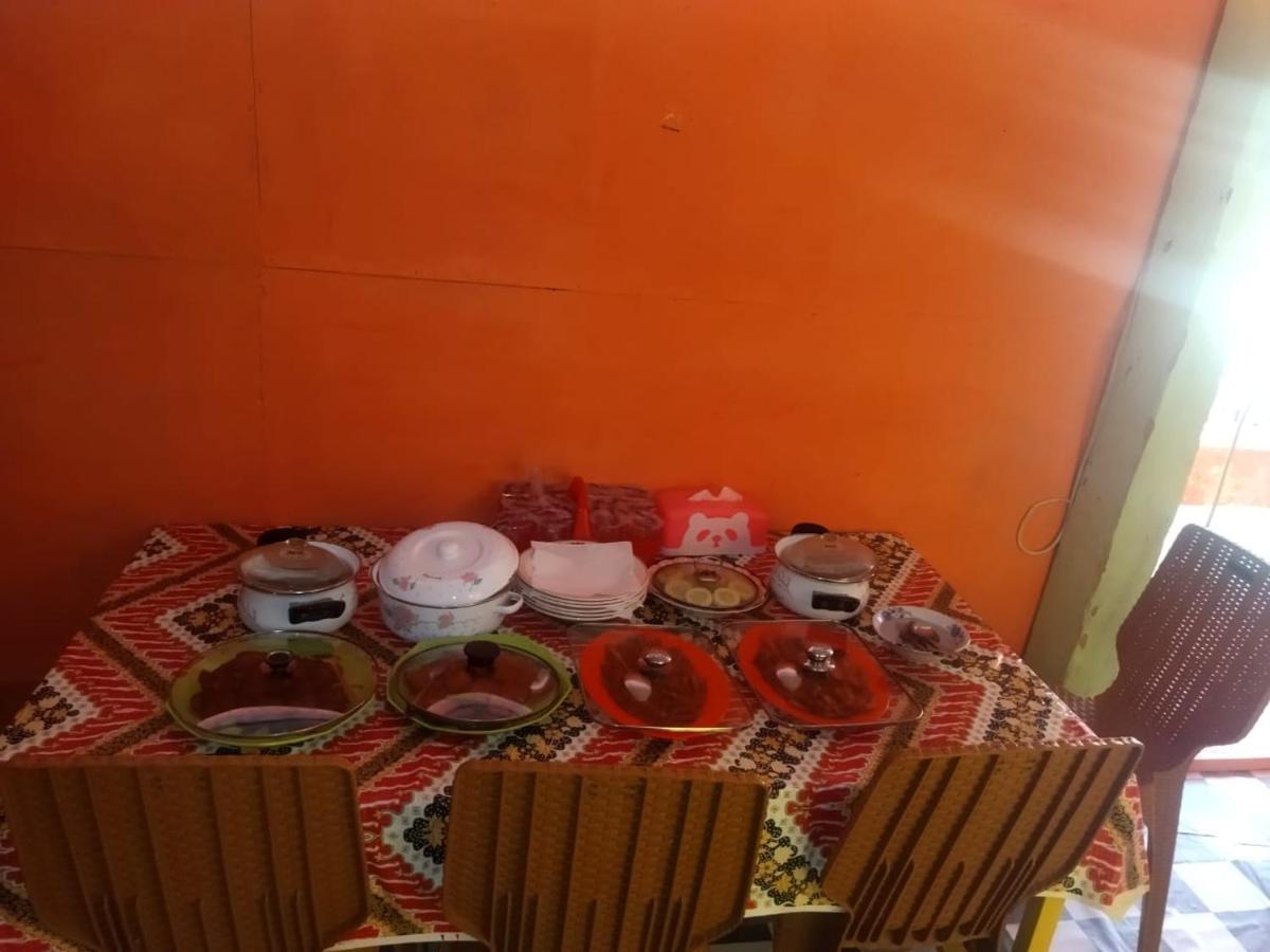 Komodoku One Love Homestay And Tour Labuan Bajo Kültér fotó